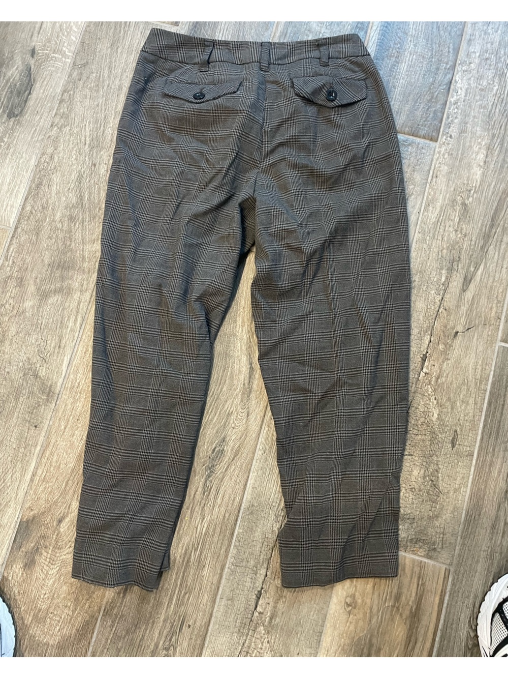 Ann Taylor Gray Plaid Capris